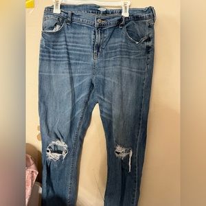 Old navy jeans boyfriend mid rise